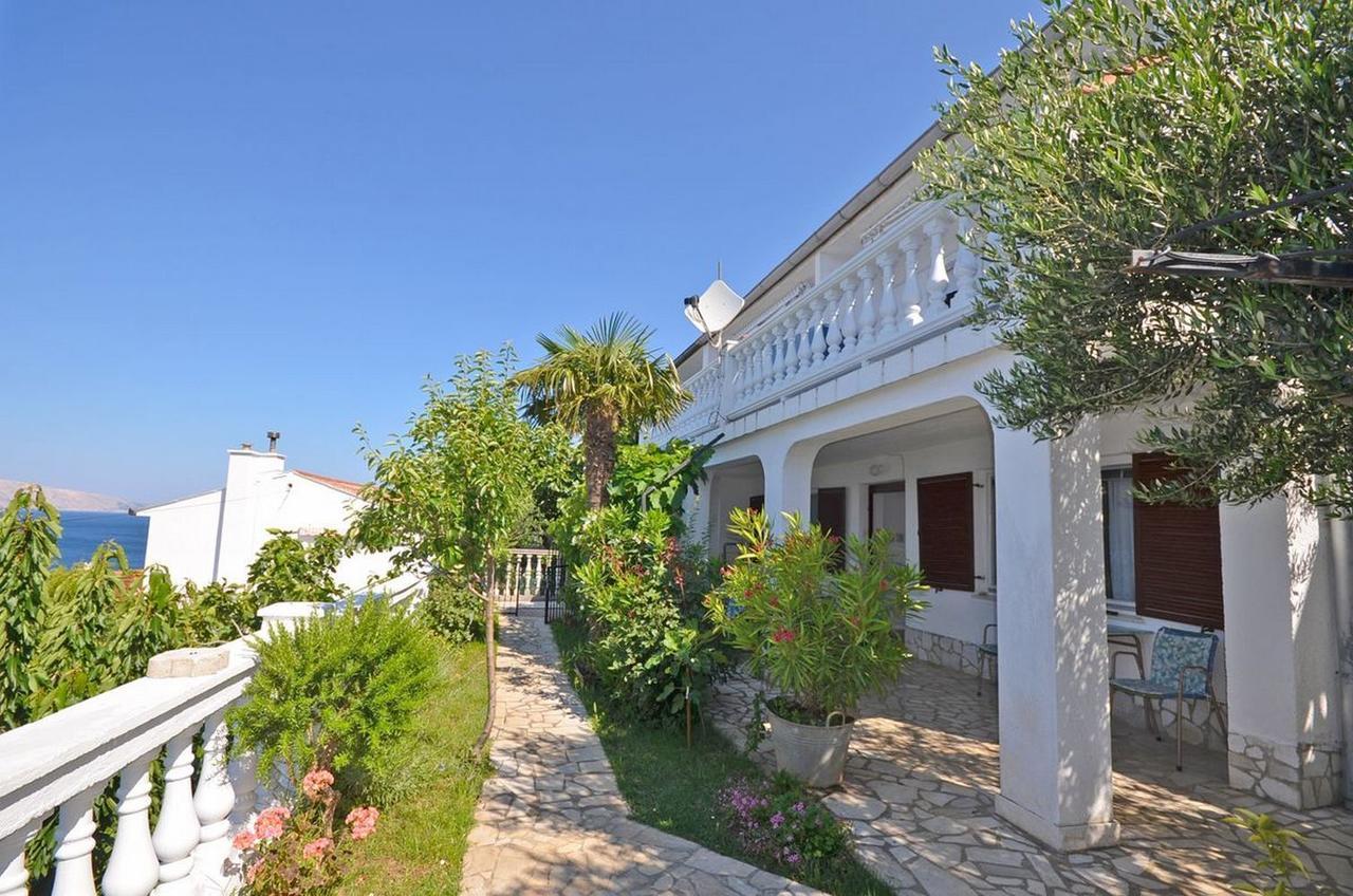Apartments Lucia Senj  Luaran gambar